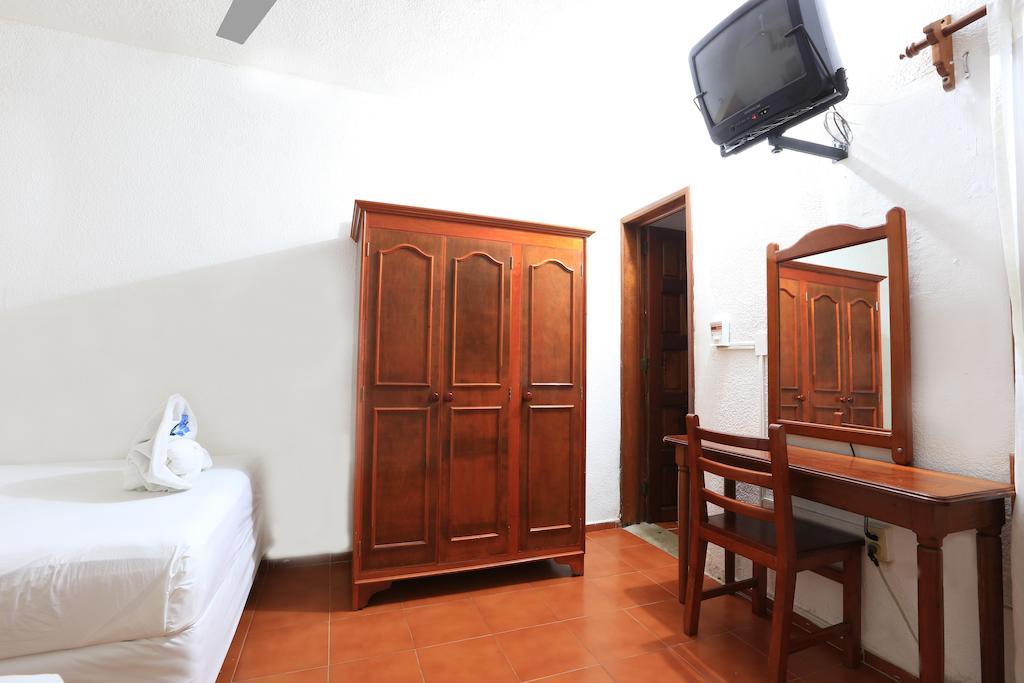Hotel Azul By Encanto بلايا ديل كارمن الغرفة الصورة