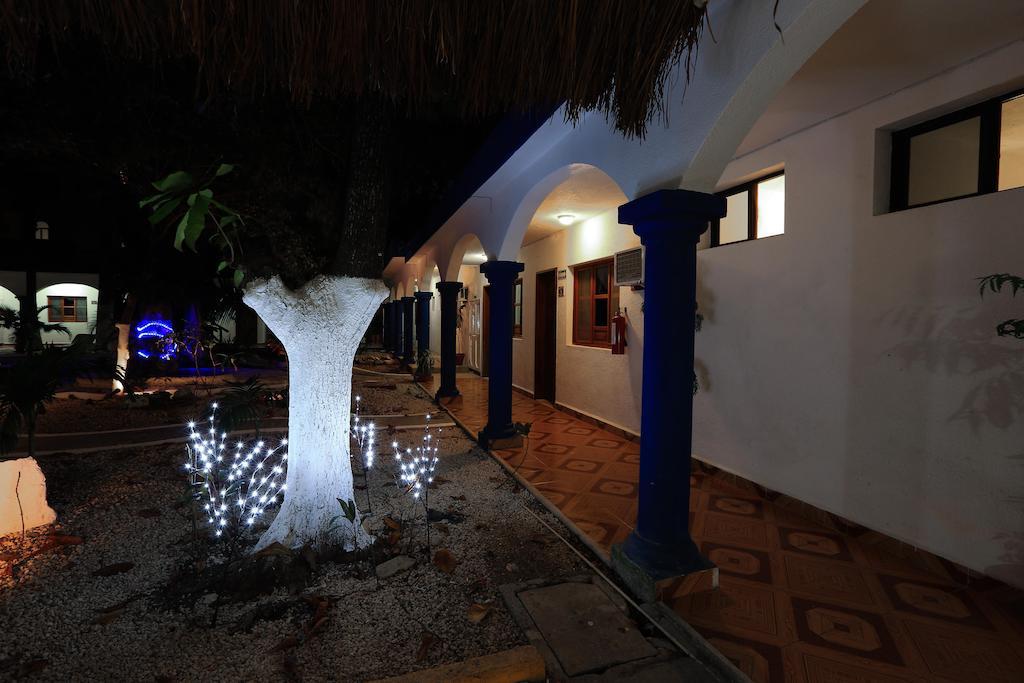 Hotel Azul By Encanto بلايا ديل كارمن المظهر الخارجي الصورة